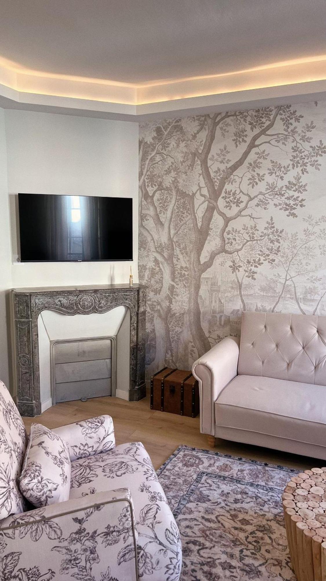 The Brick House - Appartement Monet ลาโรช-กูยง ภายนอก รูปภาพ